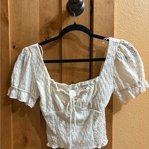URBAN Romantics White Eyelet Blouse with Puff Sleeves